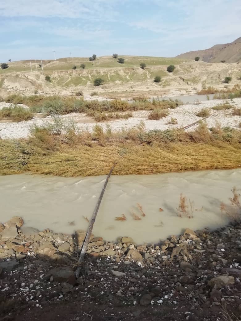 رودخانه زهره طغیان کرد/ خط انتقال آب باباکلان تخریب شد
