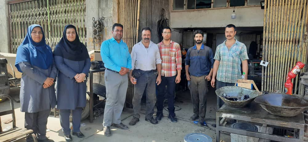 بازدید رئیس مرکزآموزش فنی و حرفه ای ازکارگاه محیط واقعی کار تعمیرگاه برادران محمدی